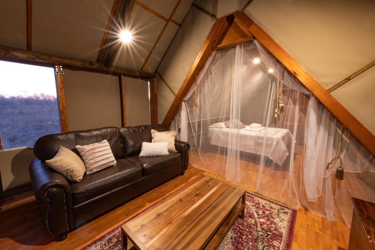 Buffelshoek Tented Camp Domaine de chasse de Manyeleti Extérieur photo